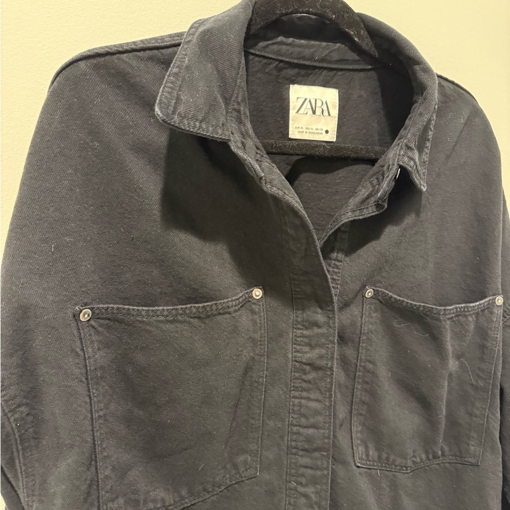 Zara Women’s Black Oversized Jean Jacket with Pockets - Picture 6 of 8